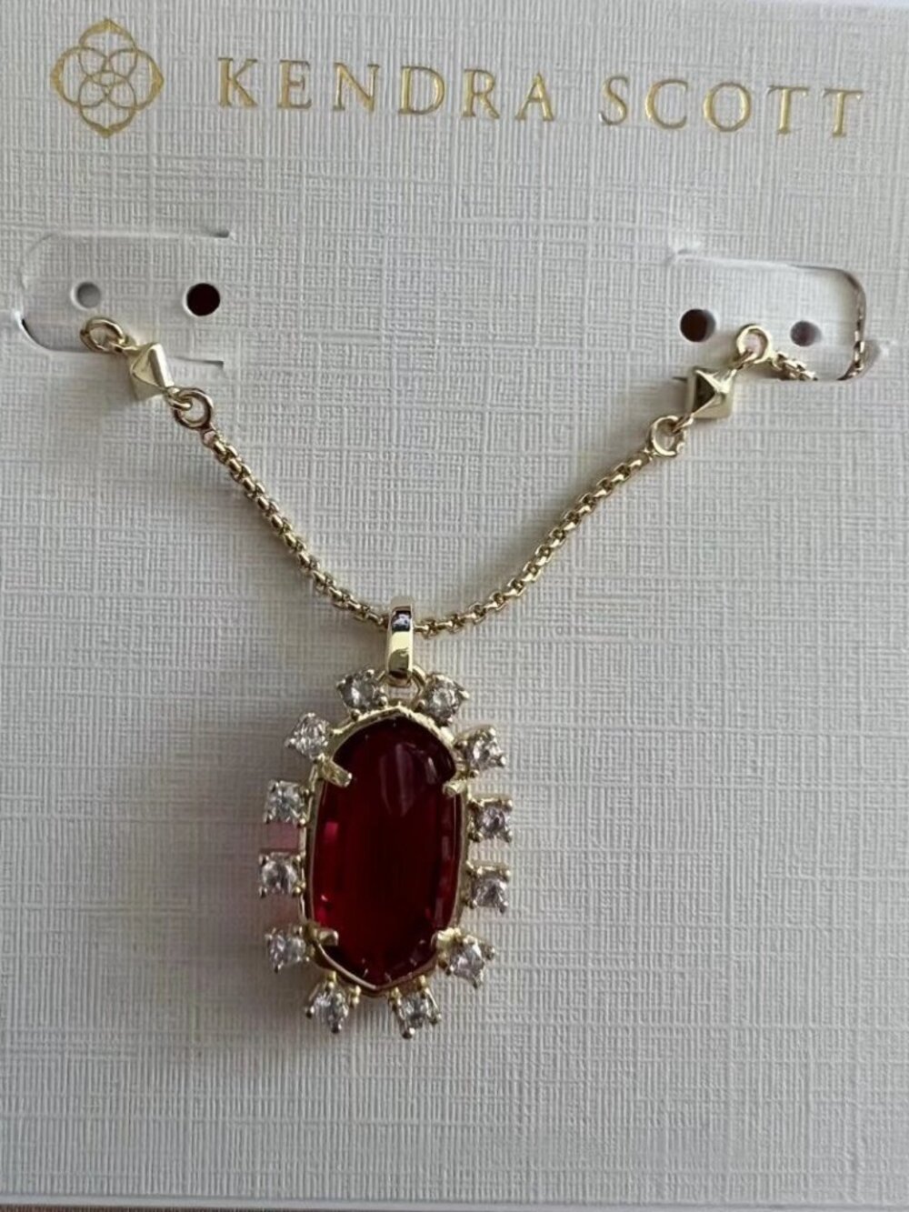 Kendra Scott necklace